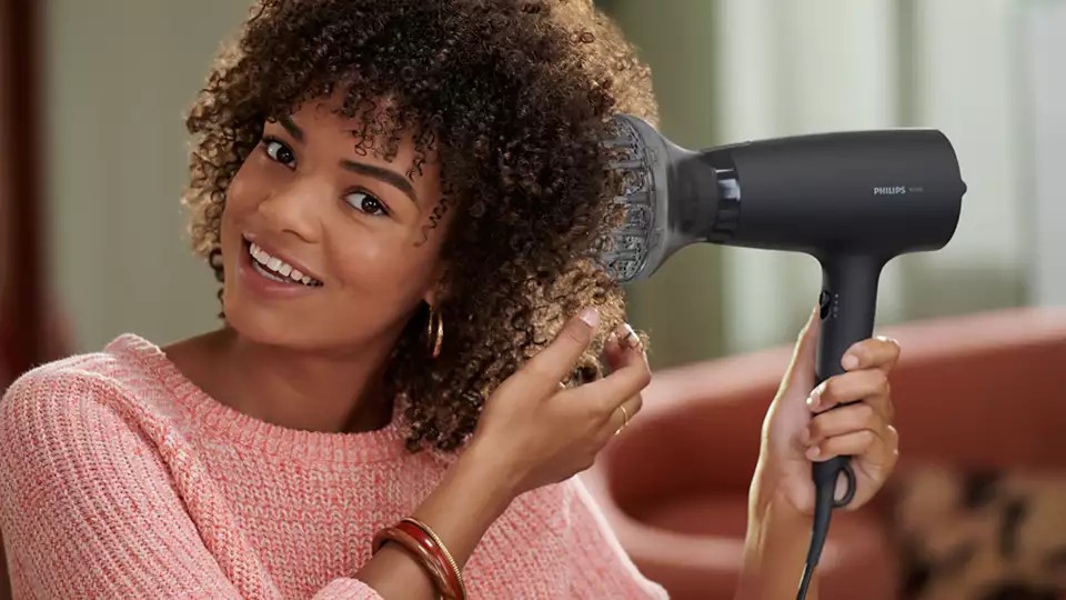 https://www.andreashop.sk/files/kat_img/PHILIPS_BHD302_30_7.jpg_OID_64LFH00101.jpg